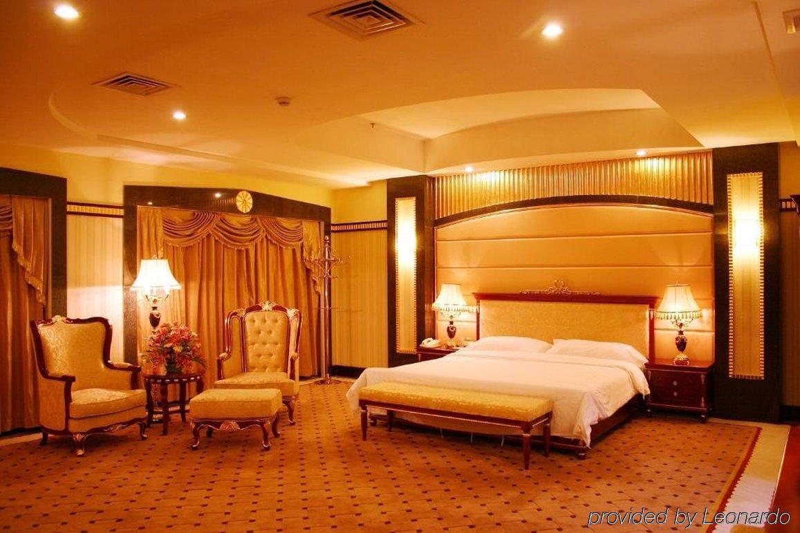Century Palace Hotel Huizhou  Bilik gambar